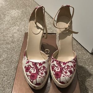 Gucci Floral Wedges. Never worn, original box. Excellent condition.